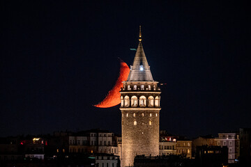 Fototapeta premium Magnificent view of Galata Tower with the Half Moon.istanbul Türkiye
