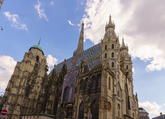 Fototapeta premium Famous historical landmarks in Vienna with gothic architecture details