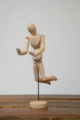 Bonhomme in articulated wood in Different Pose High Definition
