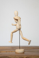 Bonhomme in articulated wood in Different Pose High Definition