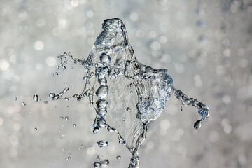 Splashes of flying water from the fountain
