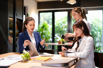 Company executive coaching young personal secretary assistant, team leader or senior manager...