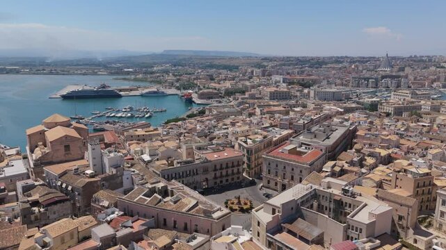 flying towards Piazza Archimede in Siracusa Sicily