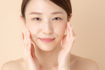 女性