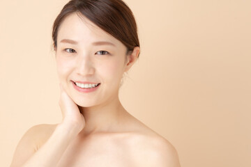 女性