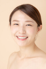 女性