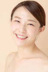 女性