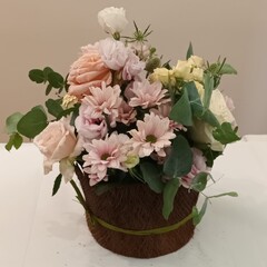 Bouquet di fiori colore pastello molto raffinato.