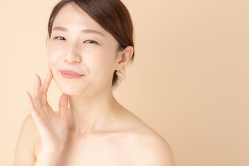 女性