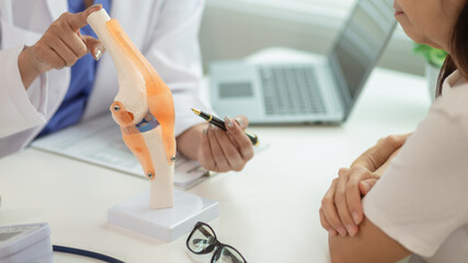 Patients seek consultation for knee pain caused by old age recurring knee problems or joint pain...