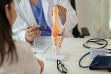 Patients seek consultation for knee pain caused by old age recurring knee problems or joint pain...