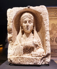 historical artifact symbol.jpg