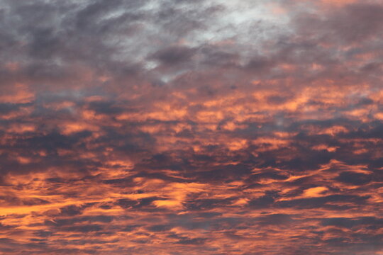 Le ciel de soir&eacute;e 