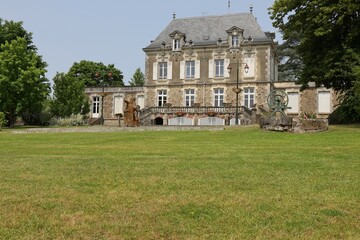 Mairie, vue de l'extérieur, village Le Dorat, département de la Haute Vienne, France