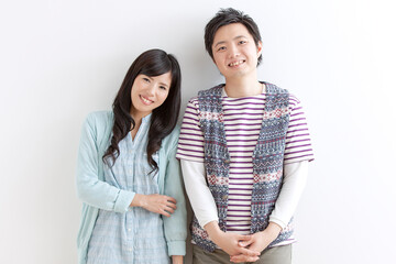 寄り添う夫婦のポートレート