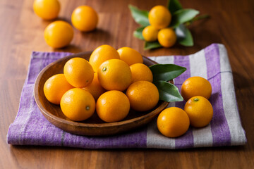 【金柑】果皮ごと食べれて程よい酸味と甘味が楽しめる金柑。小さな果実にはビタミンたっぷりで風邪予防にも効果があります。