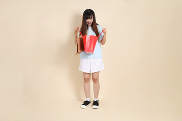 20s Asian Woman in casual clothes