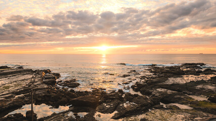 Obraz premium Sunrise at North Wollongong Beach, NSW, Australia.