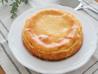 手作りのベイクドチーズケーキ