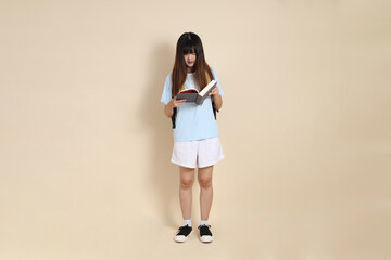 20s Asian Woman in casual clothes