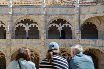 Lisboa, claustro del monasterio de los Jeronimos, monumento nacional de portugal.