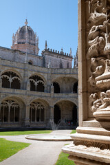 Lisboa, claustro del monasterio de los Jeronimos, monumento nacional de portugal.