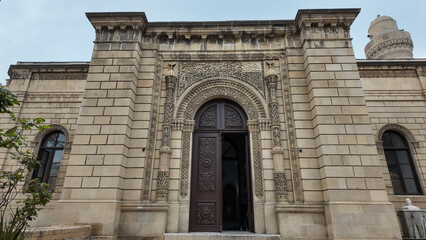 Obraz premium Located in the historic inner city of Baku, Azerbaijan, the Juma Mosque was built in the 12th century.