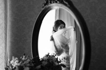 morning of the bride with the creation of the image