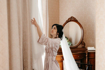morning of the bride with the creation of the image