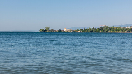 Le château de Saint-Prex au bord du lac Léman