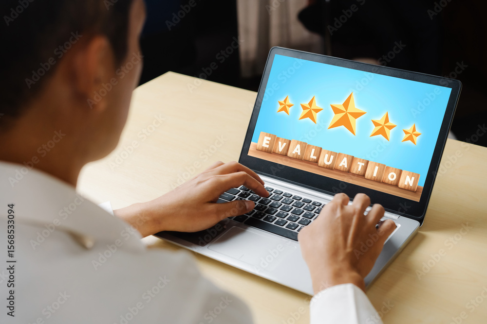 Poster customer satisfaction and evaluation analysis on modish software computer for marketing strategy pla