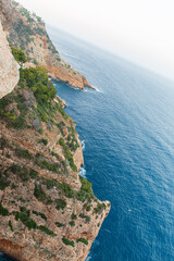 VISTAS DEL MAR DESDE MIRADOR Faro del Cabo de la Nao al Atardecer – Paisaje Costero en Jávea, Alicante, España Cape Nao Lighthouse at Sunset – Coastal Landscape in Javea, Alicante, Spain