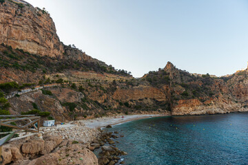 playa paradisíaca cala del moraig turismo españa verano 2025  Cala del Moraig, a paradise beach, is a Spanish tourist destination, summer 2025
