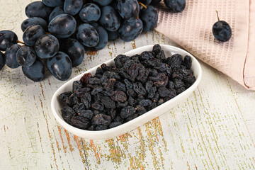 Dry ripe sweet blue raisin
