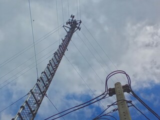 high voltage power lines