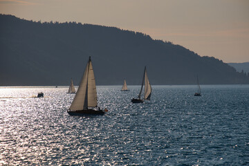 Bodensee, Segelboote abends auf dem Überlingersee