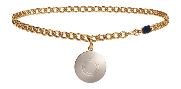 Delicate chain belt with a small, engraved disc pendant