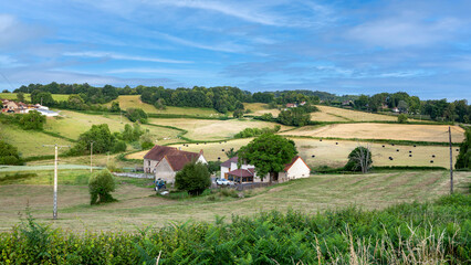 Paysage rural de la région bourguignonne du Morvan autour de Mesvres