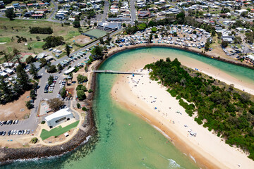 Sunny Crescent Head and Killick Creek