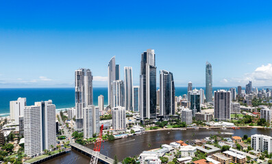 Naklejka premium Surfers Paradise and Chevron Island panorama
