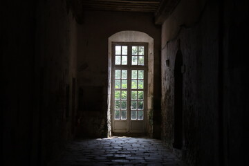 Ancien couvent des Carmes, village de Mortemart, département de la Haute Vienne, France