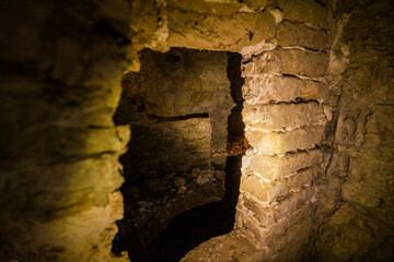 opening in Spanish cave house