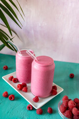Vibrant Raspberry Smoothie for a Healthy Glow