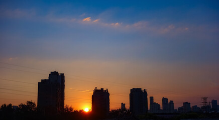Cities and urban parks, rivers, early morning sunrise, skyline