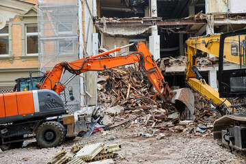 Detail eines Bagger an einer Baustelle.