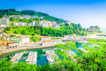Fototapeta premium Ondarroa town and port