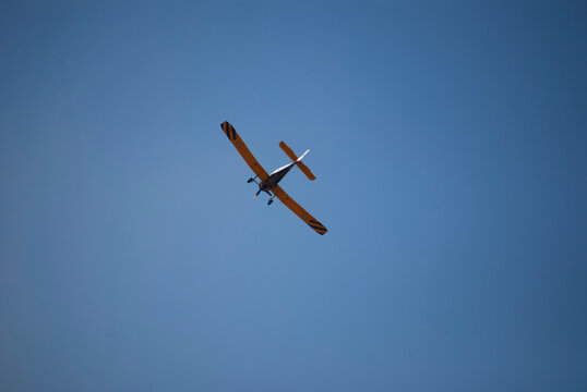 airplane in flight