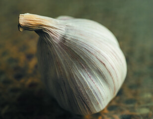 close up of a garlic bulb