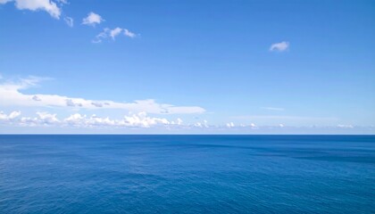 Obraz premium Blurred ocean and sky