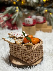basket of fruit and gingerbread cookies 